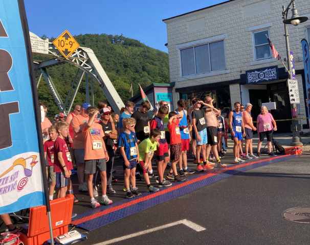 3k Runners at the start